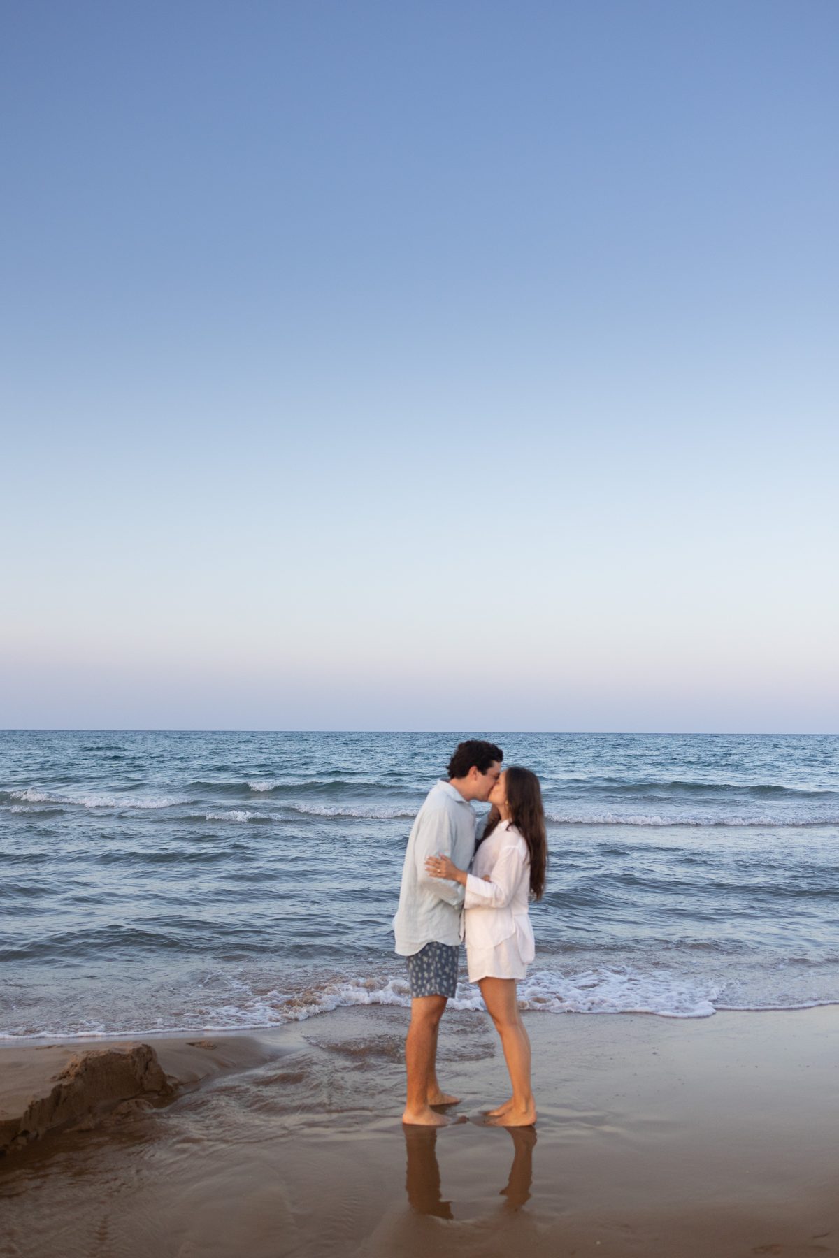 Un beso frente al mar